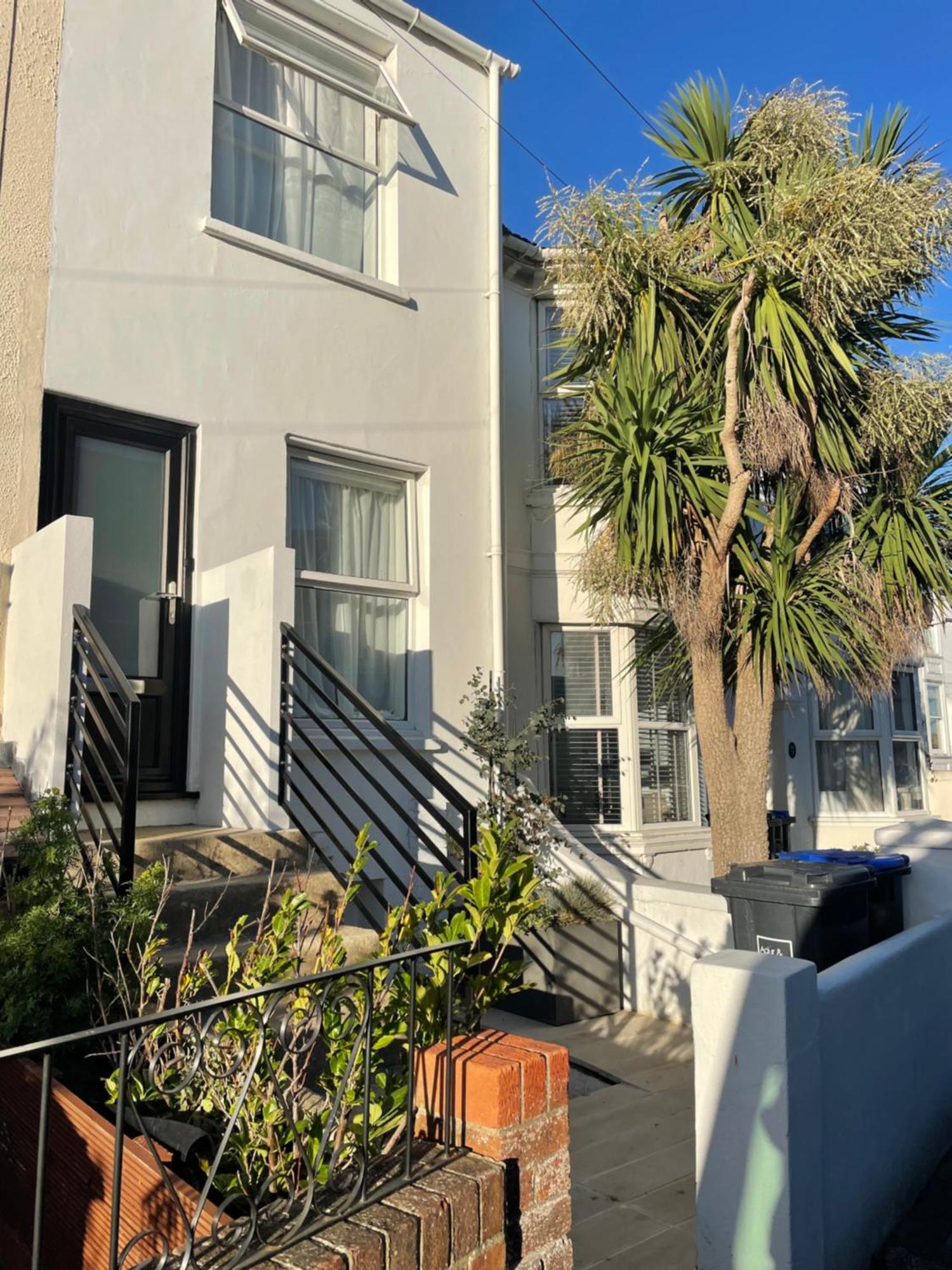 The Narrow House *